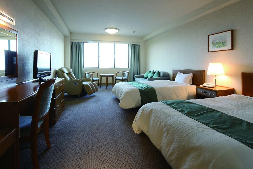 Royal Hotel Yatsugatake -From Apr2024 Grand Mercure Yatsugatake Resort & Spa 호쿠토 외부 사진